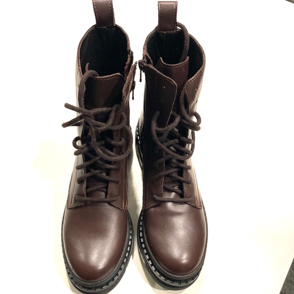 STEVE MADDEN Leather Boot - Picture 2 of 9